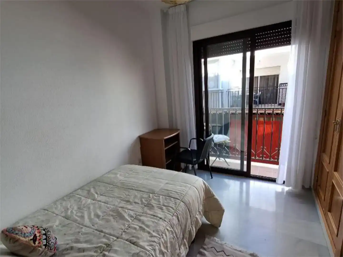 Habitación 68 m², La Zubia