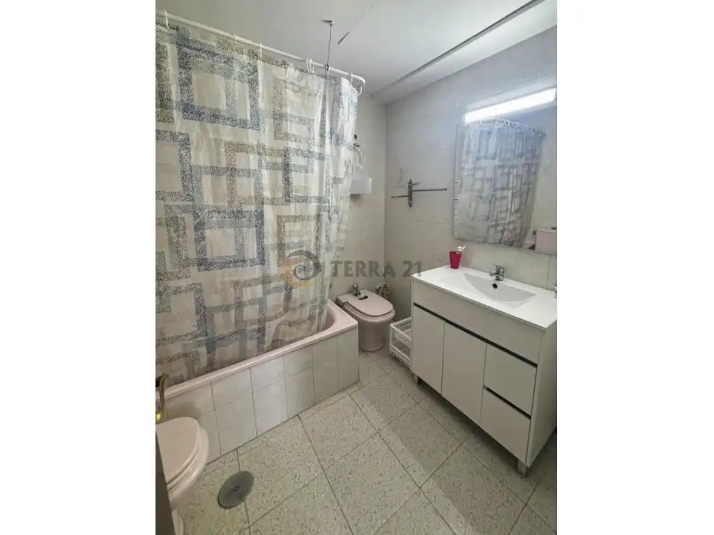 Piso de 100 m² en Jaén