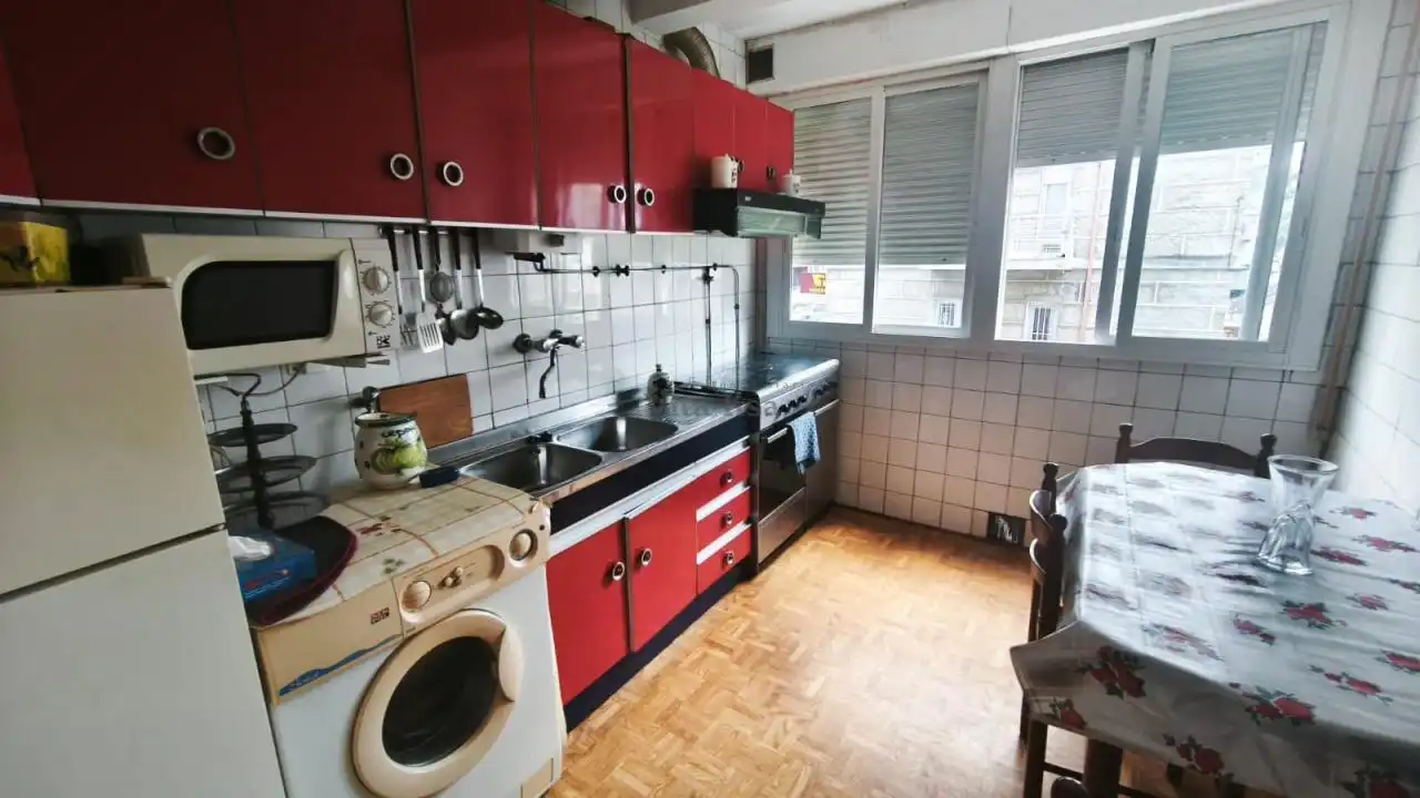 Piso de 80 m² en Ourense