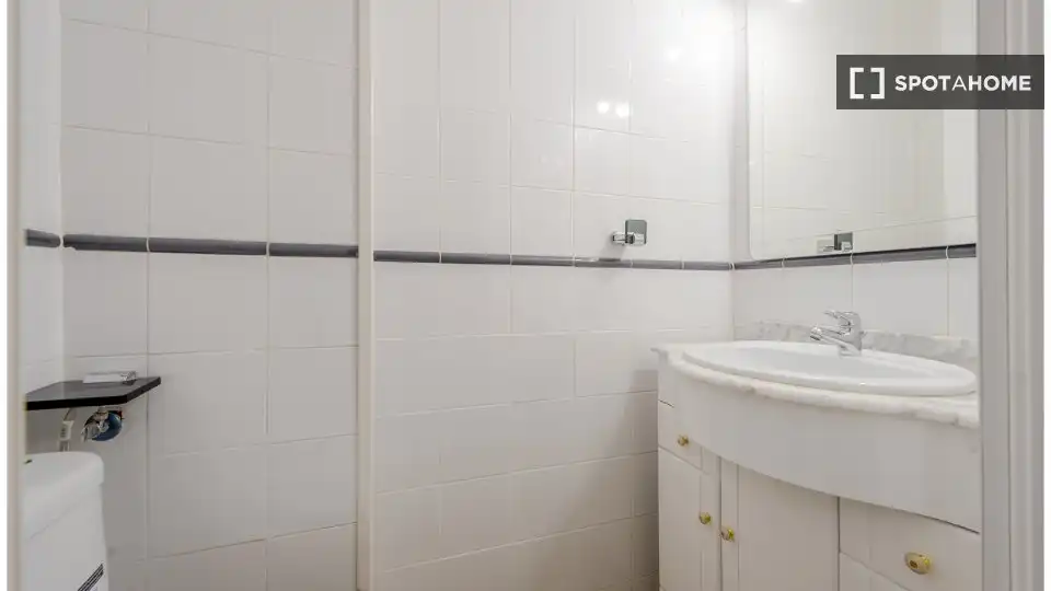 Habitación 800 m², Madrid