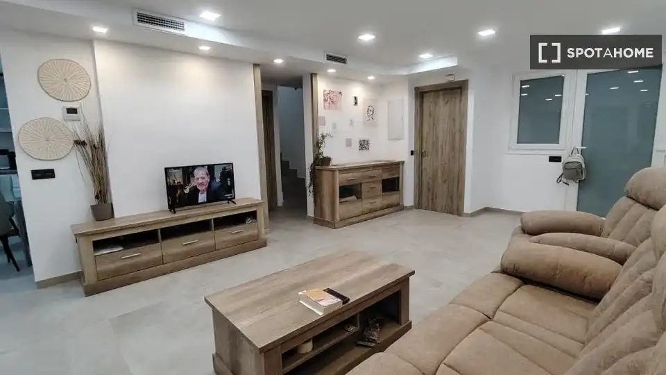 Habitación 138 m², Alicante