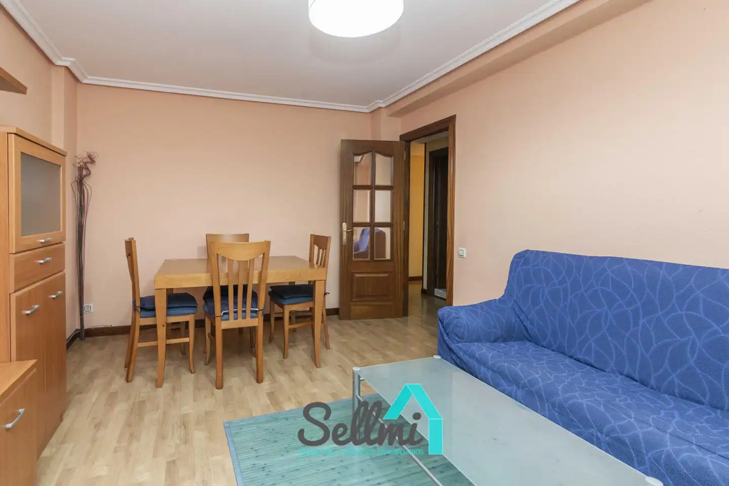 Piso de 65 m² en Oviedo