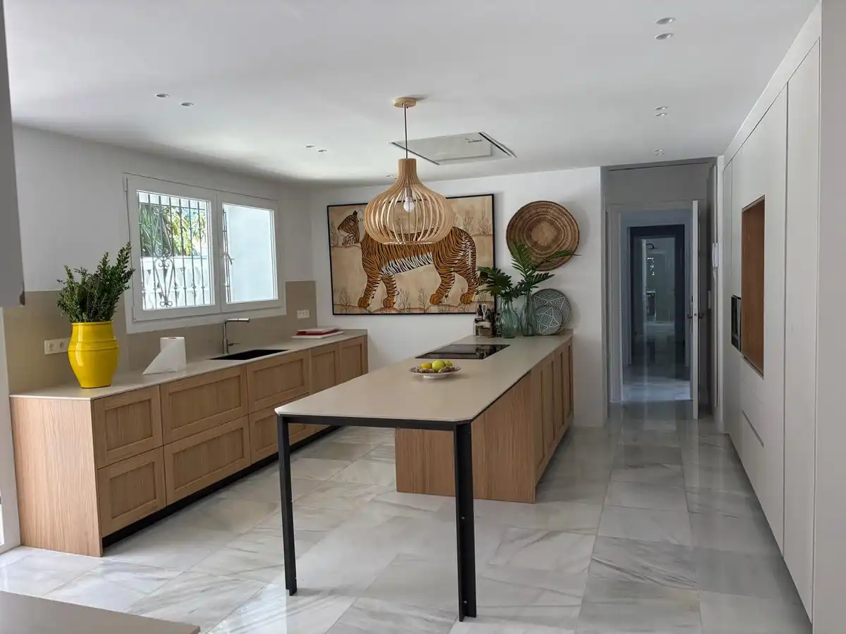 Pis de 984 m² a Estepona