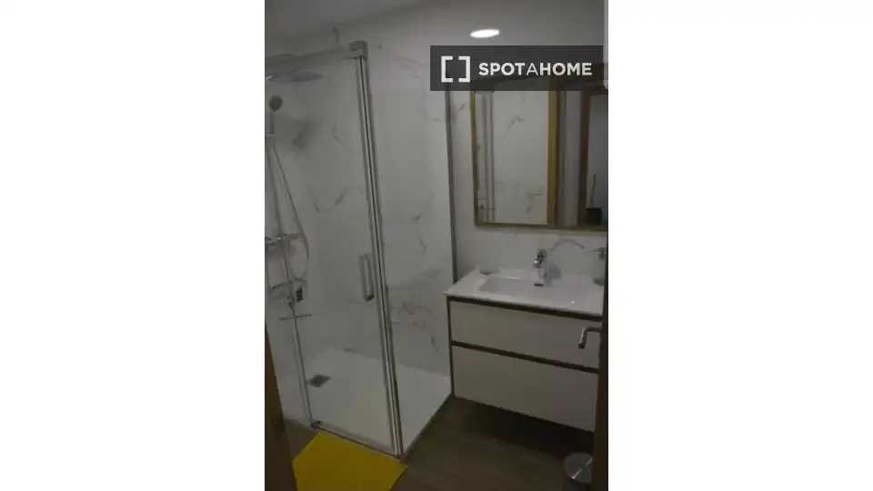 Habitación 81 m², Santiago de Compostela