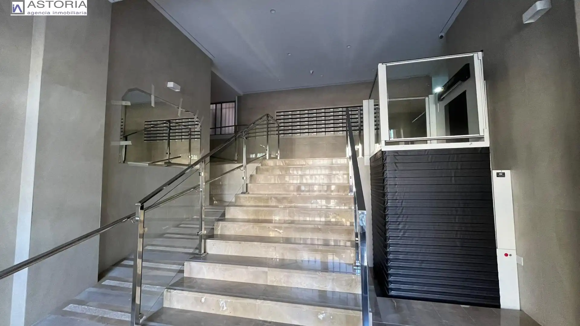 Appartamento 130 m² a Granada