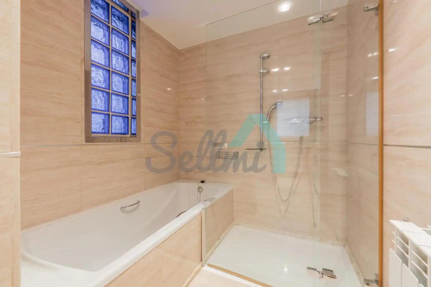Habitación 194 m², Oviedo
