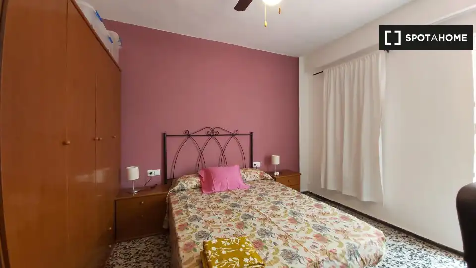 Habitación 100 m², Valencia