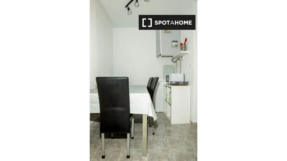Habitación 150 m², Zaragoza