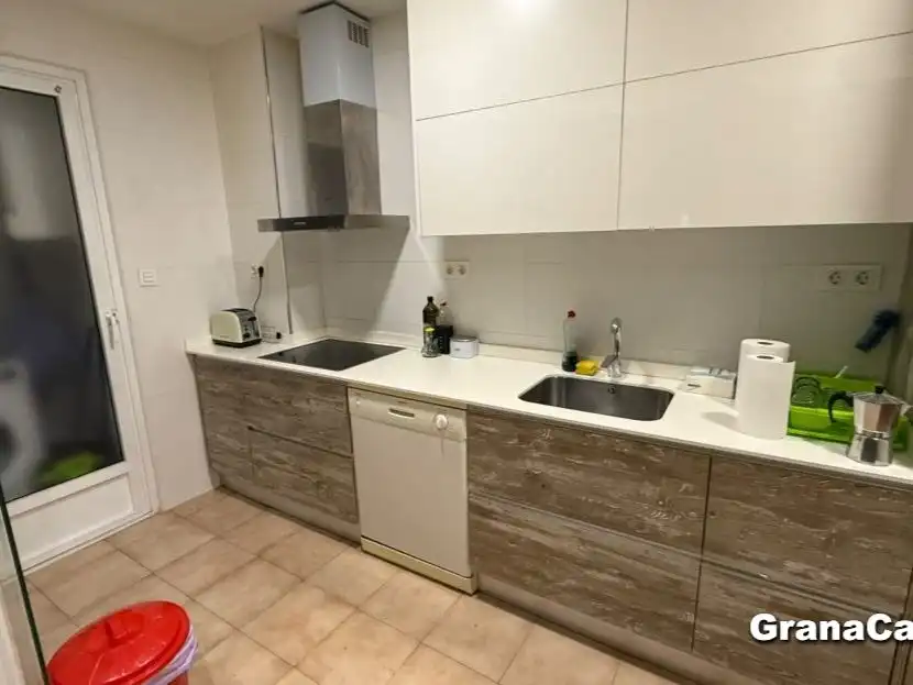 Habitación 95 m², Granada
