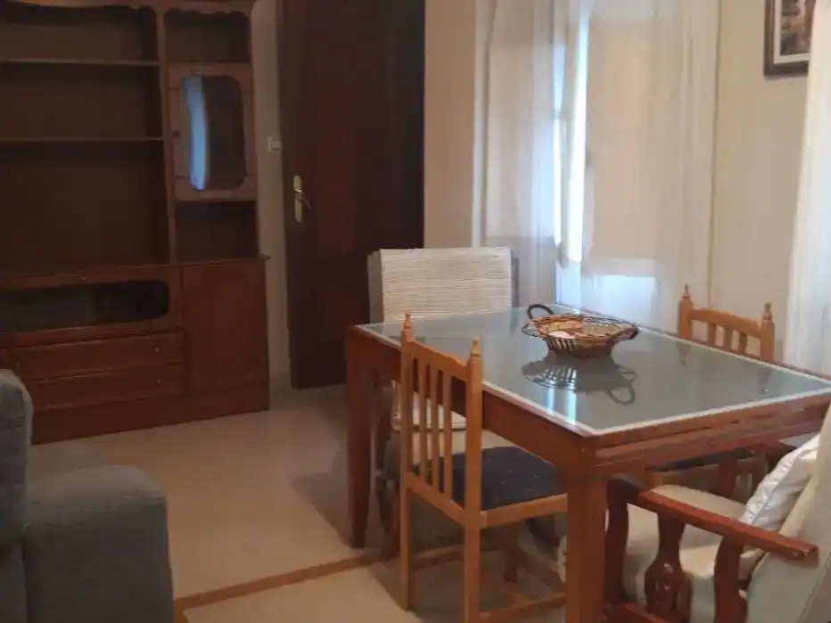 Piso de 90 m² en Jaén