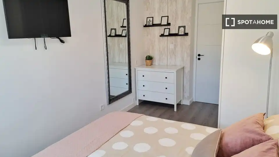 Habitación 86 m², Zaragoza
