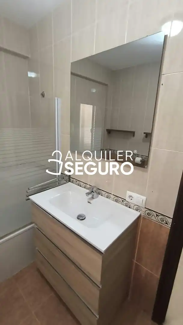 Piso de 100 m² en Bollullos de la Mitación