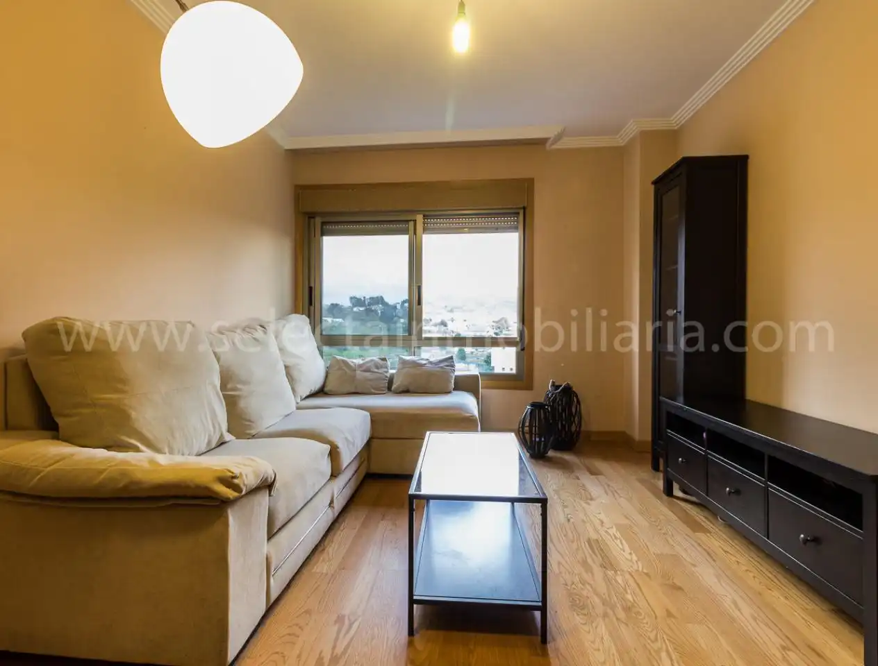 Piso de 90 m² en Pontevedra