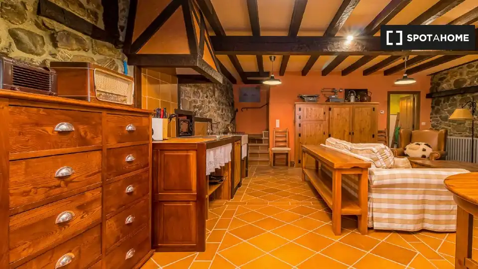 Habitación 90 m², Potes
