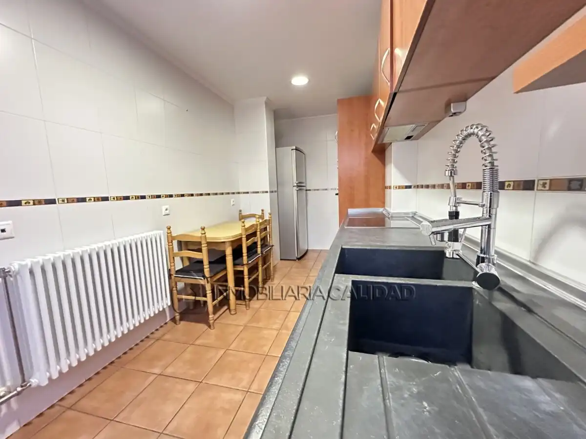 Casa de 201 m² en Villagonzalo Pedernales