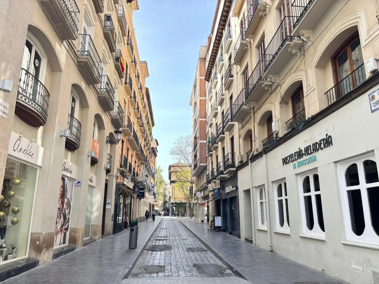 Piso de 83 m² en Zaragoza