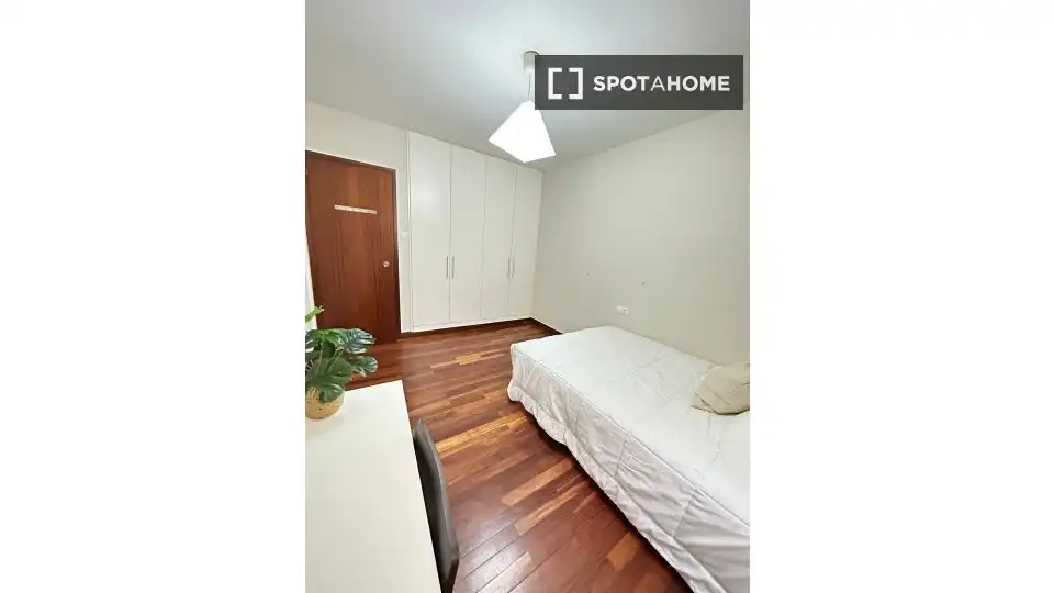 Habitación en alquiler, Pamplona