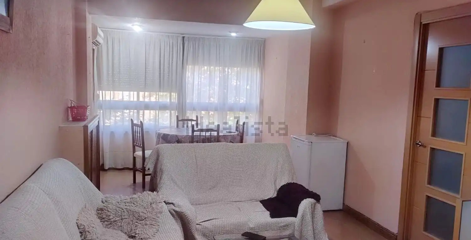 Piso de 75 m² en Cáceres