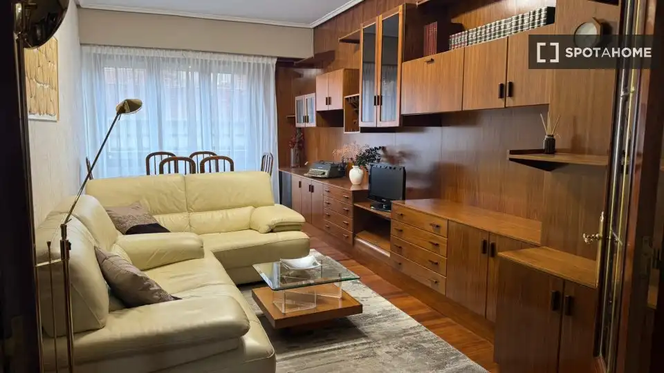Habitación 115 m², Bilbao