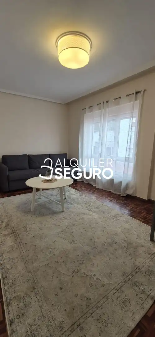 Piso de 90 m² en Oviedo