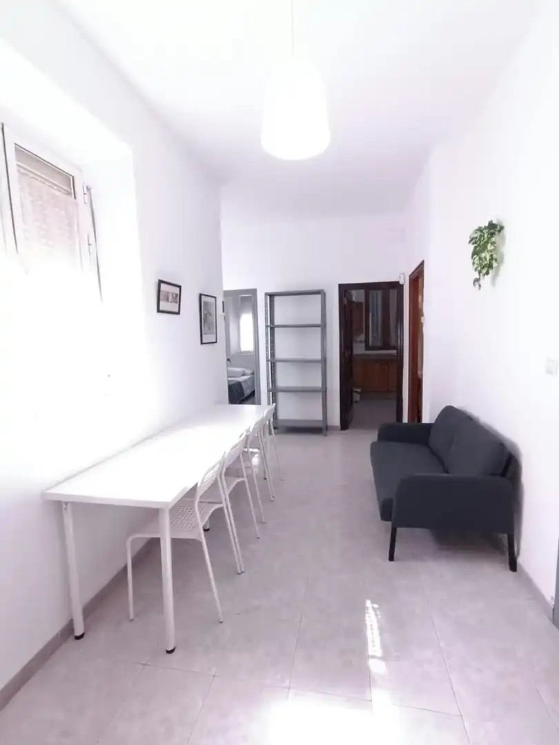Habitación 230 m², Sevilla