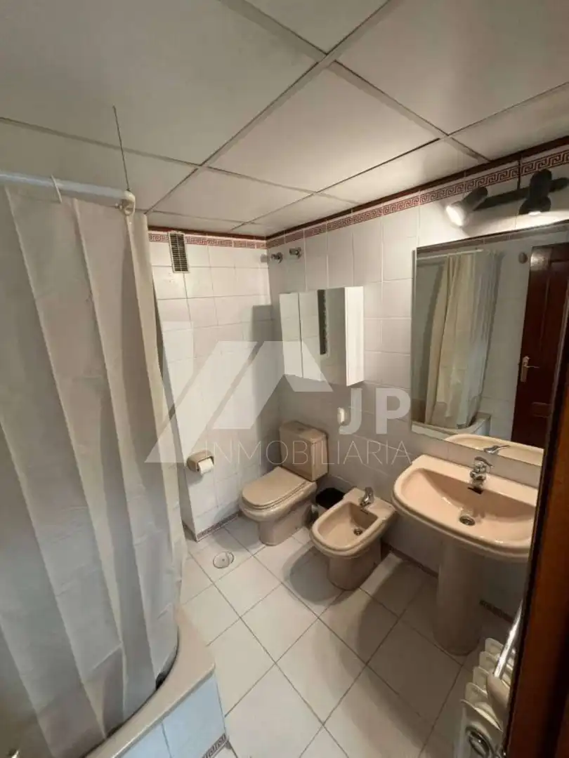 Piso de 103 m² en Granada