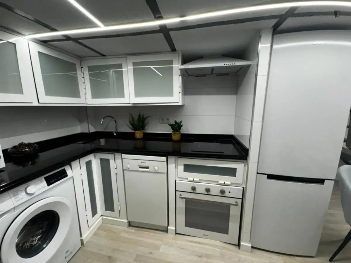 Habitación 100 m², Madrid