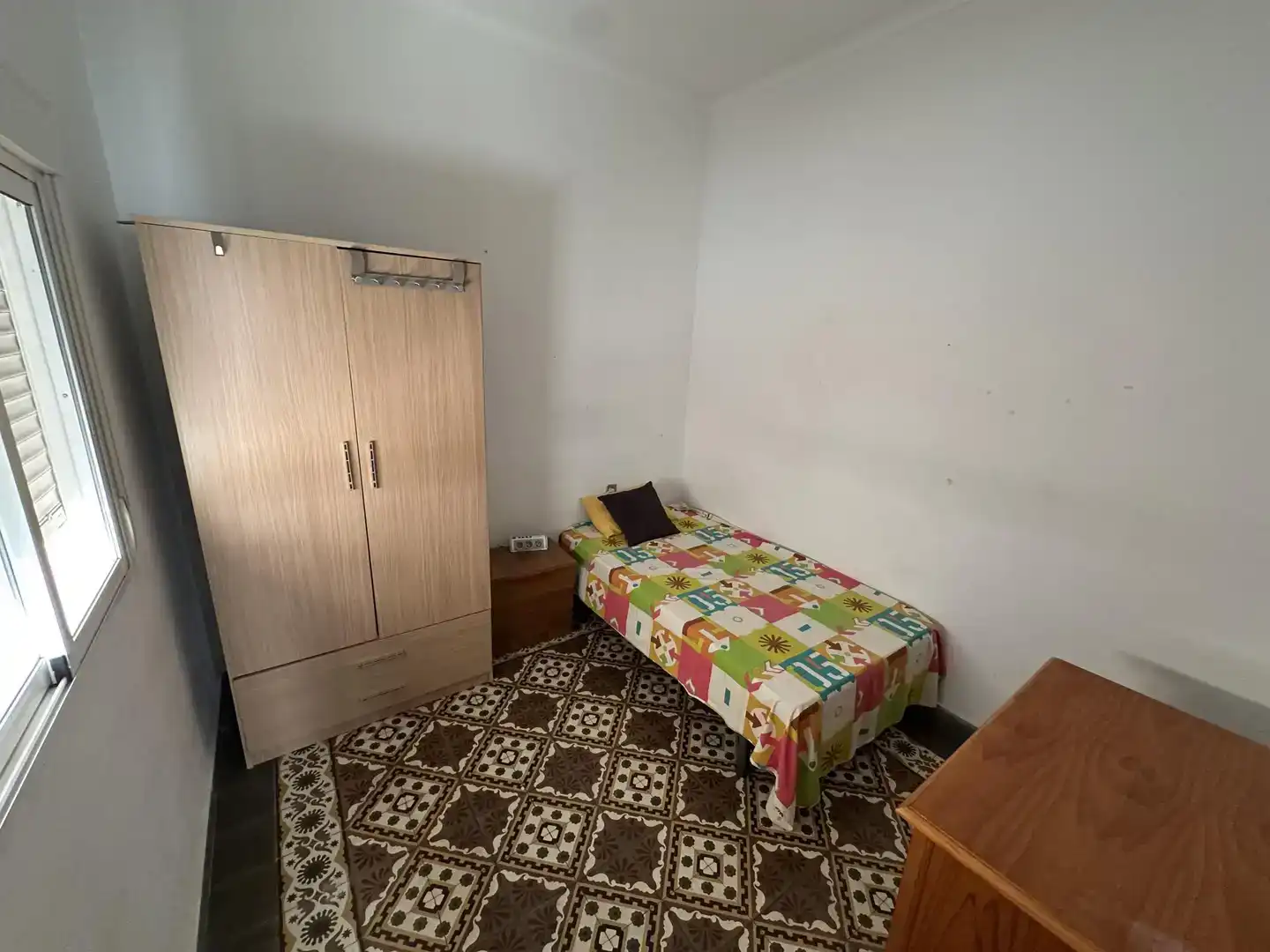 Habitación 400 m², Almería