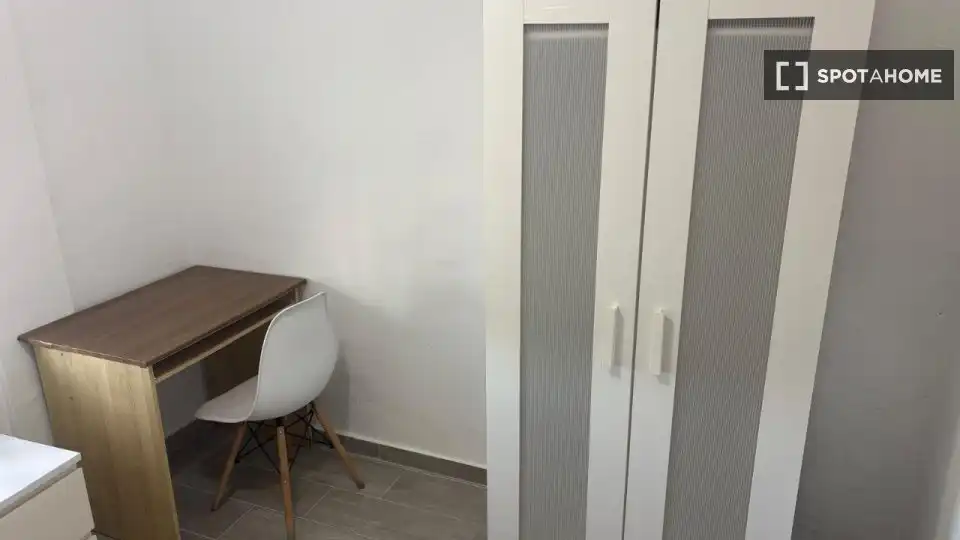 Habitación 69 m², Sevilla