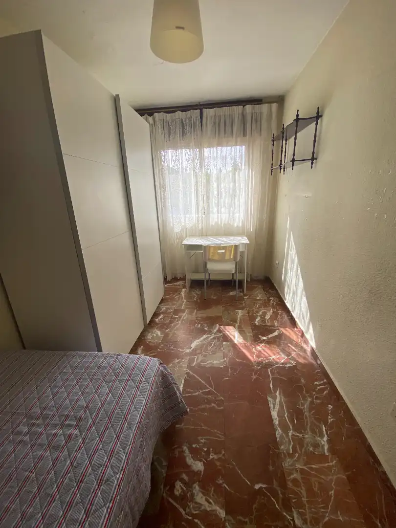 Habitación 85 m², Granada