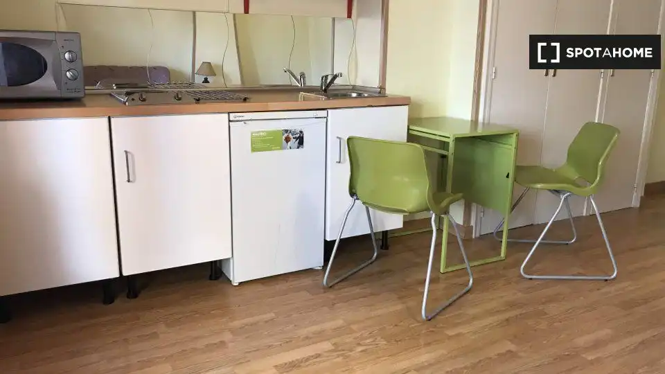 Habitación 40 m², Santa Marta de Tormes
