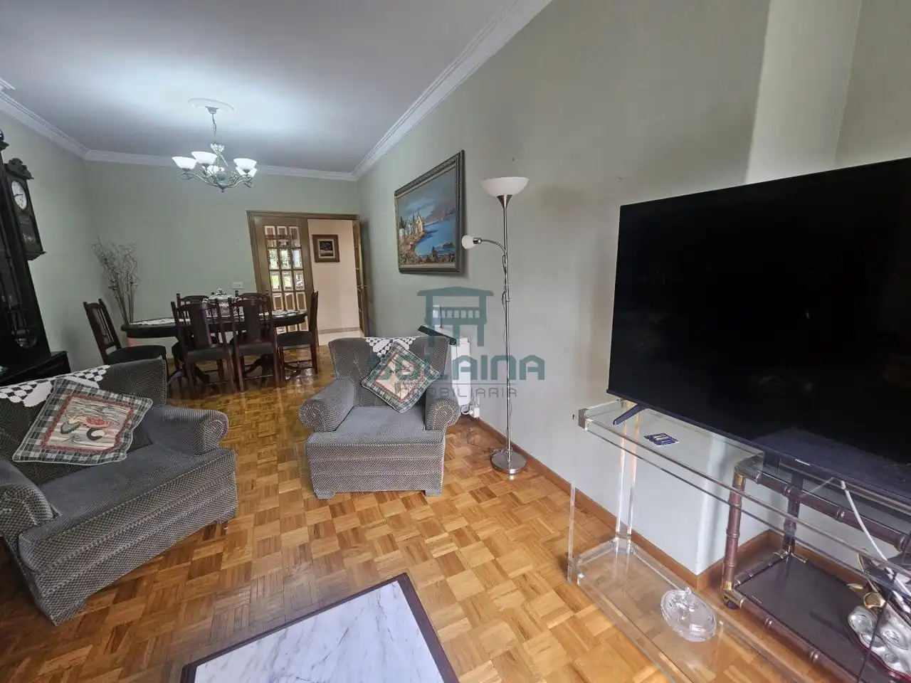 Wohnung 90 m² in Ourense