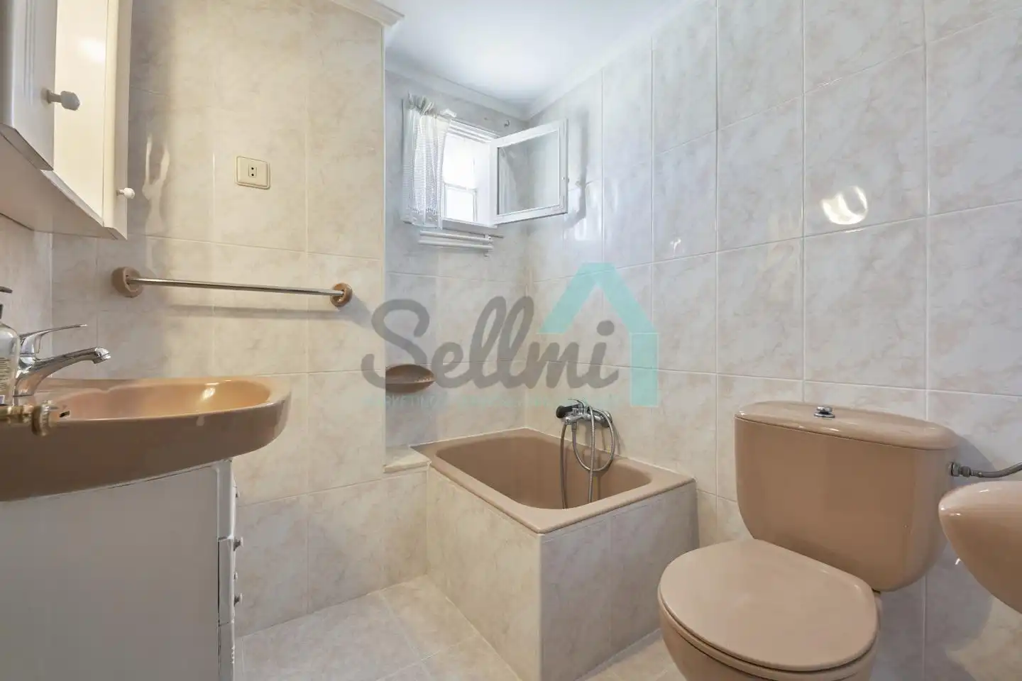 Piso de 77 m² en Gijón