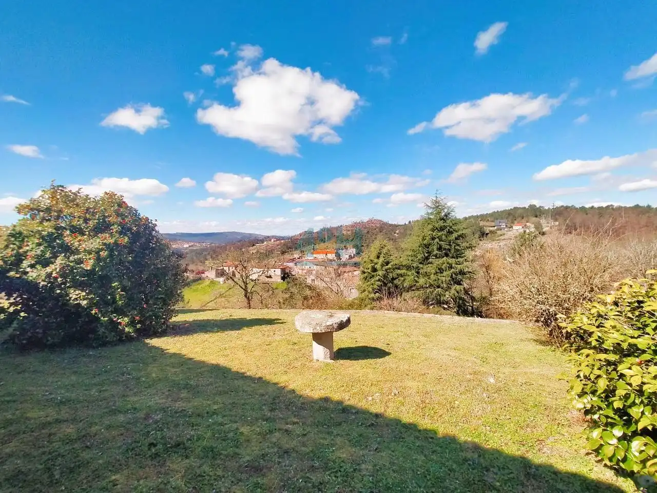 Casa de 590 m² a San Cibrao das Viñas