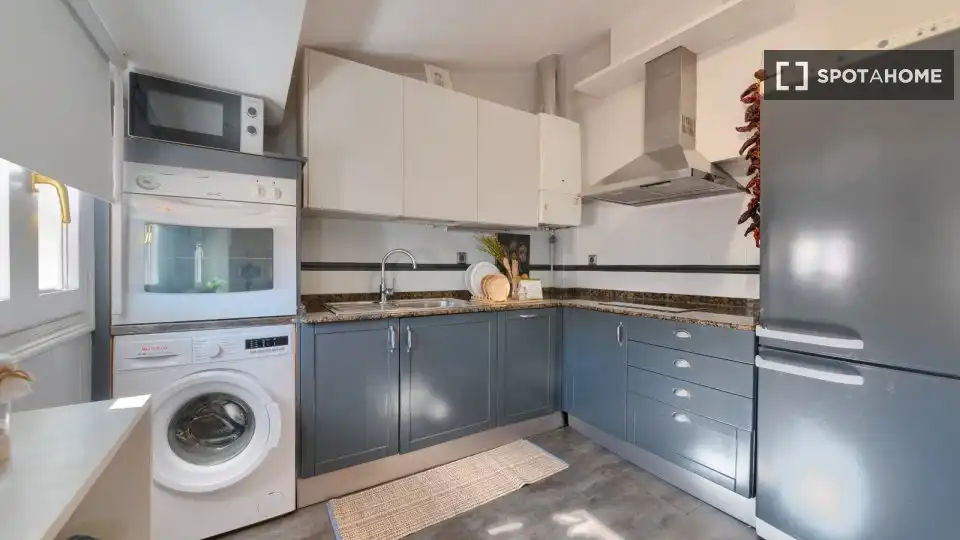Habitación 81 m², Bilbao
