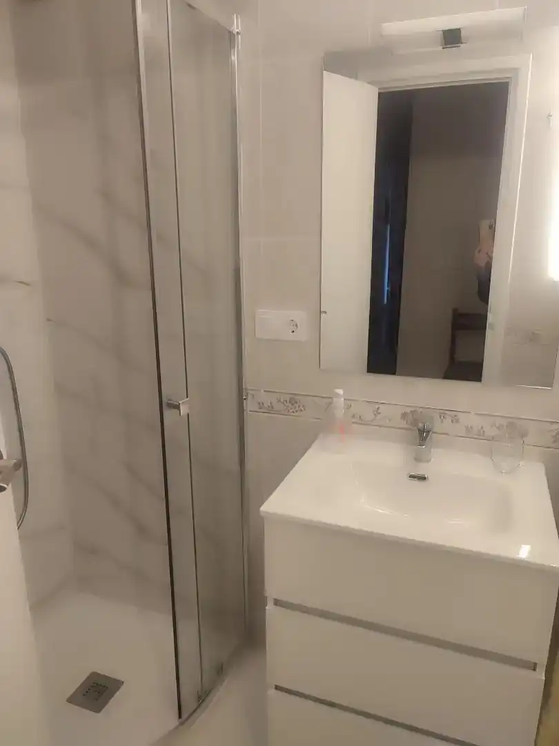Habitación 100 m², Alicante