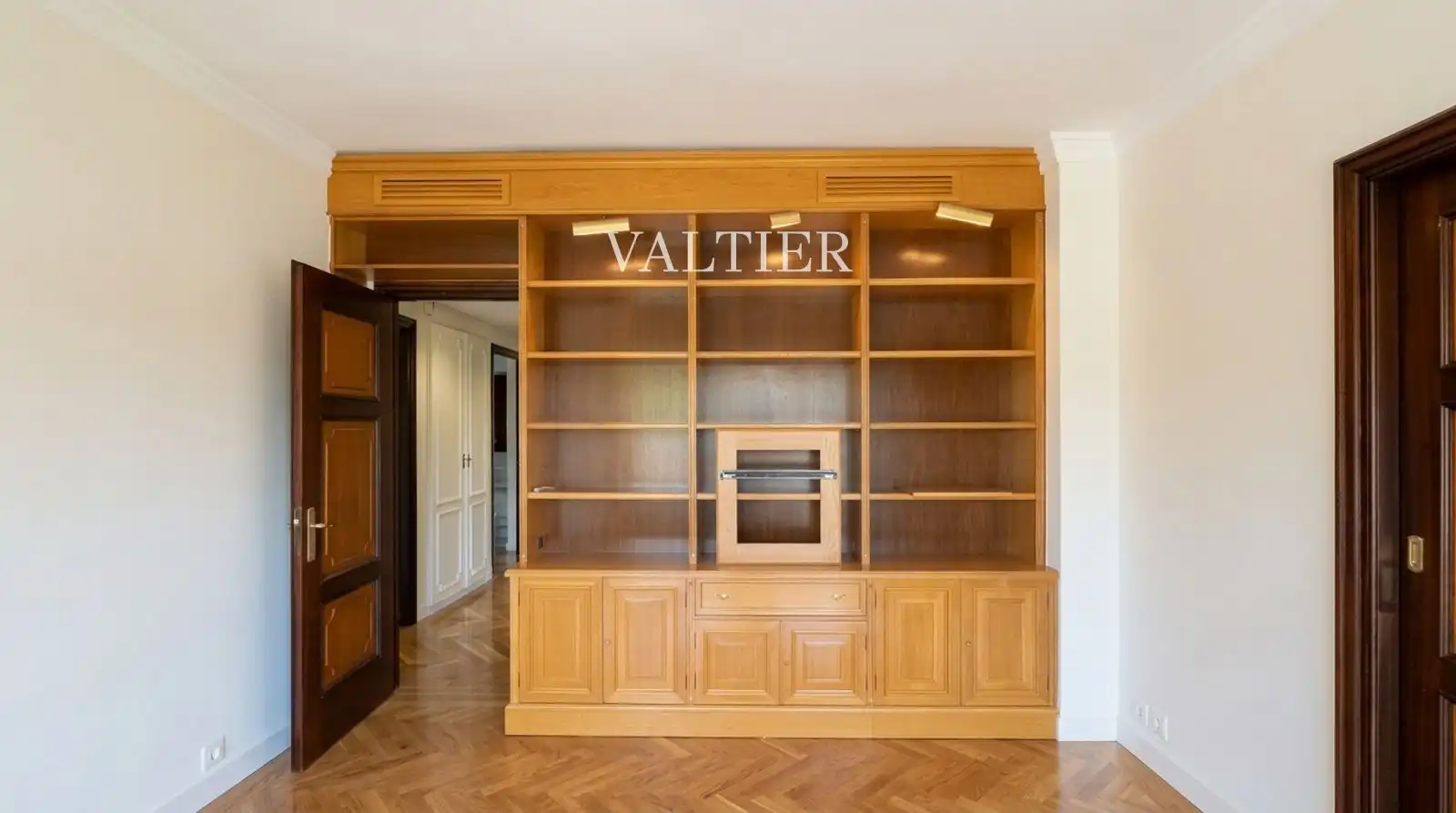 Flat 284 m² in Madrid