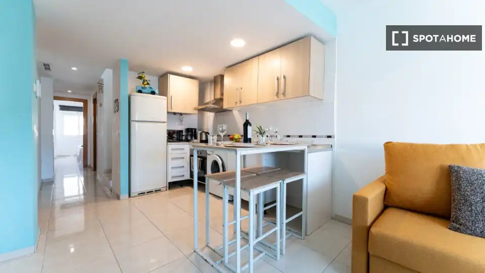 Habitación 76 m², Málaga