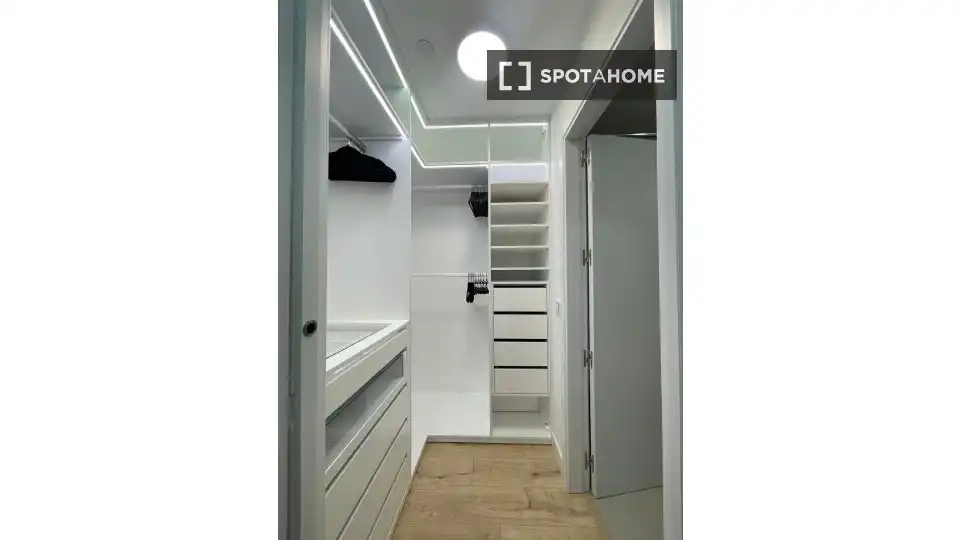 Habitación 81 m², Málaga