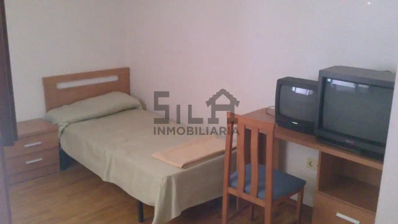 Habitación 140 m², Ourense