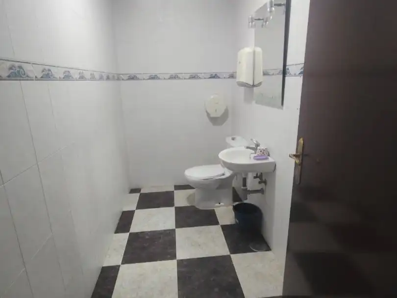 Habitació de lloguer, Carmona
