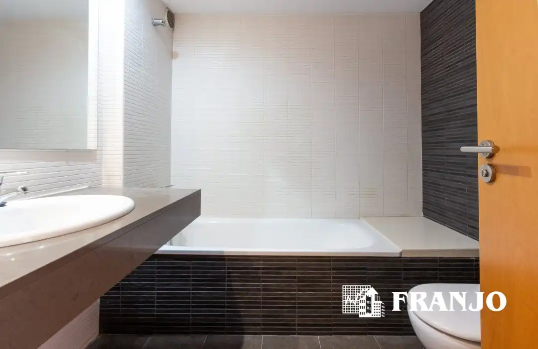 Pis de 111 m² a Barberà del Vallès