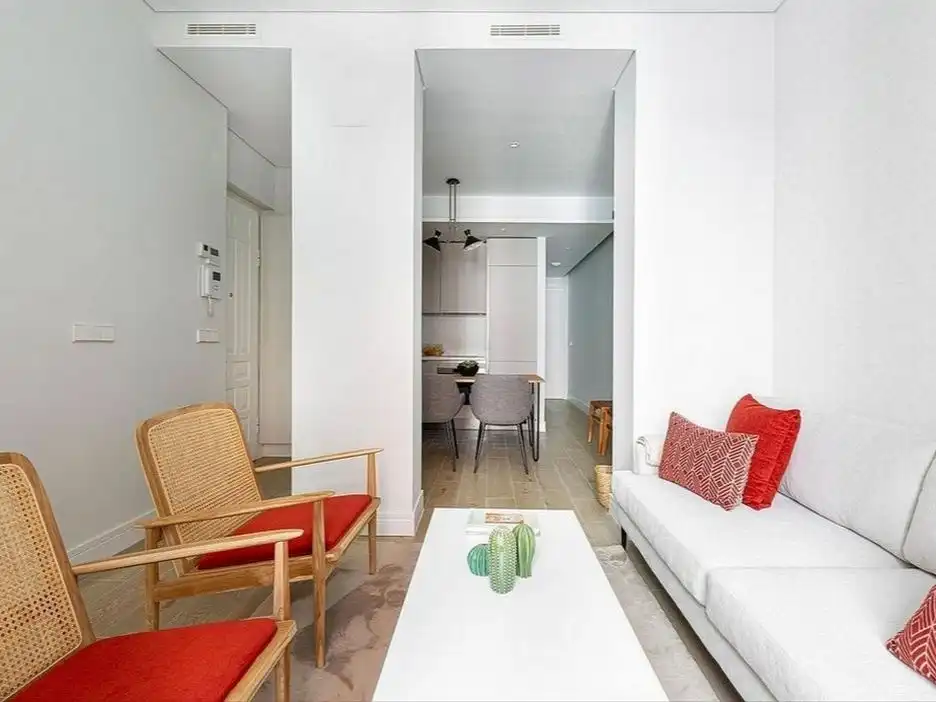 Habitació de lloguer, Arona