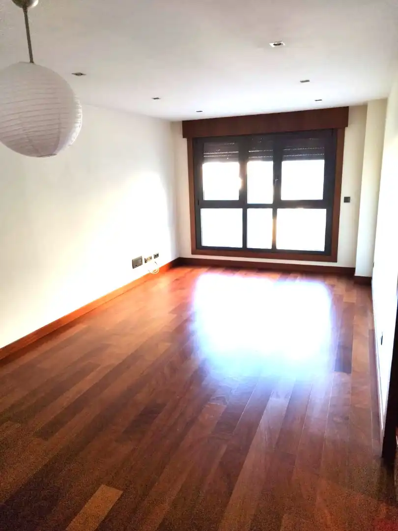 Wohnung 76 m² in Vigo