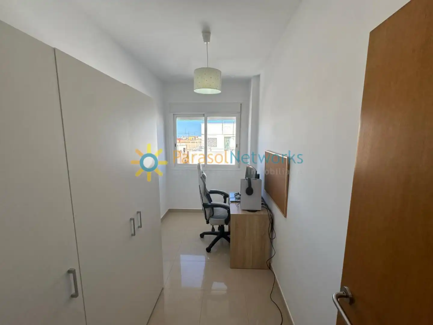 Piso de 90 m² en Oliva