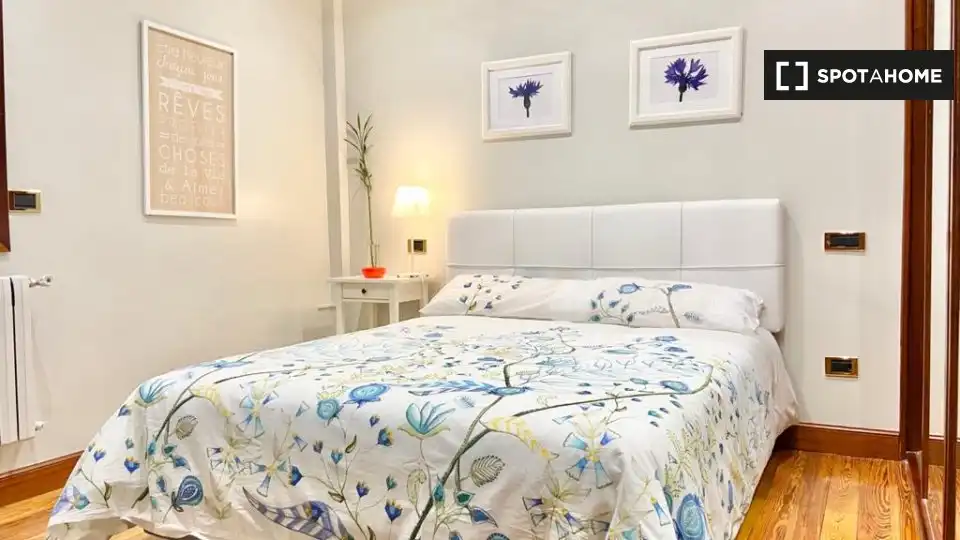 Habitación 138 m², Bilbao