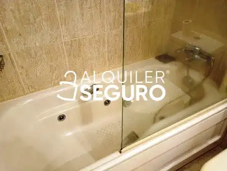 Piso de 85 m² en Oleiros
