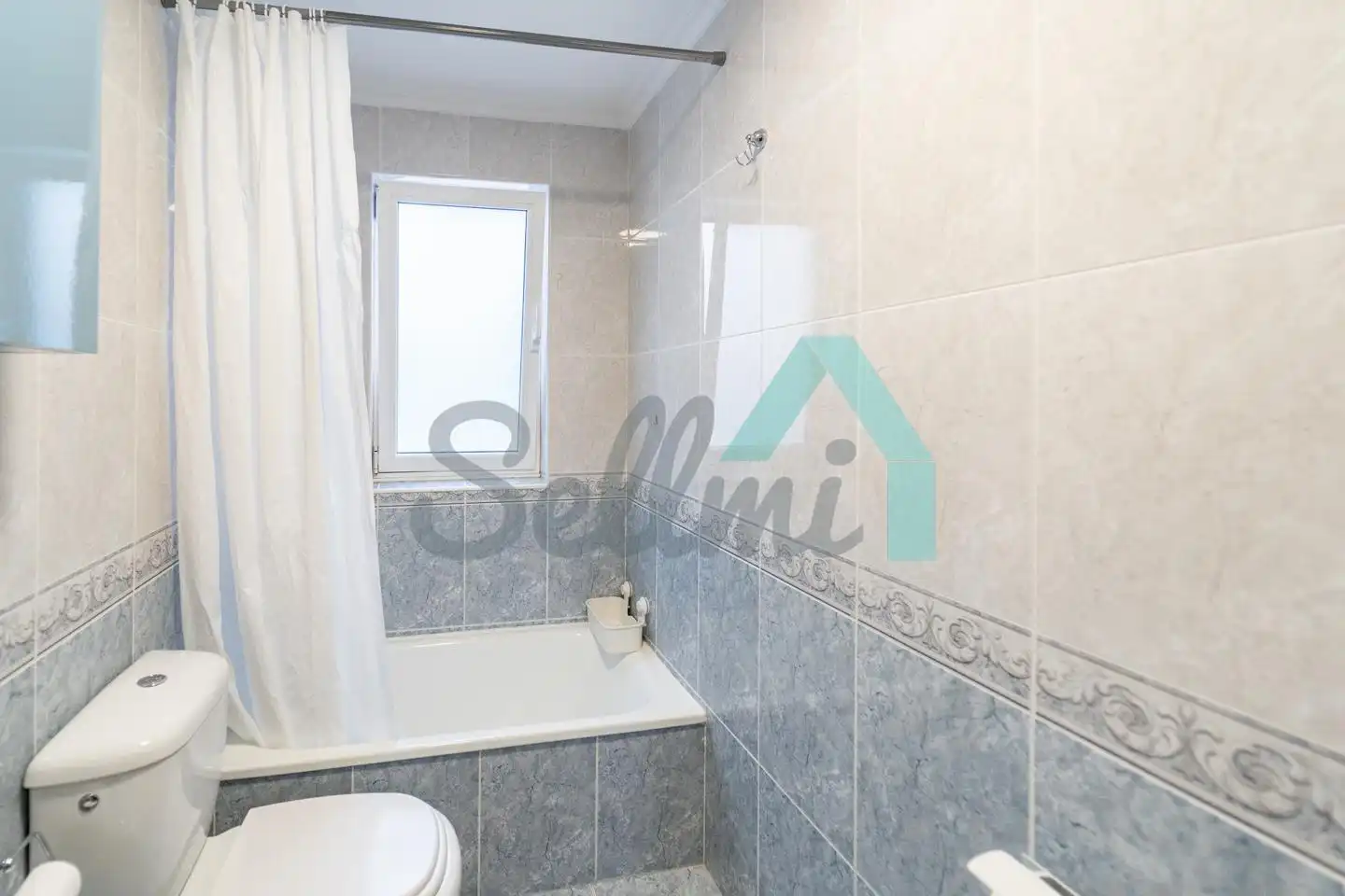 Piso de 67 m² en Oviedo