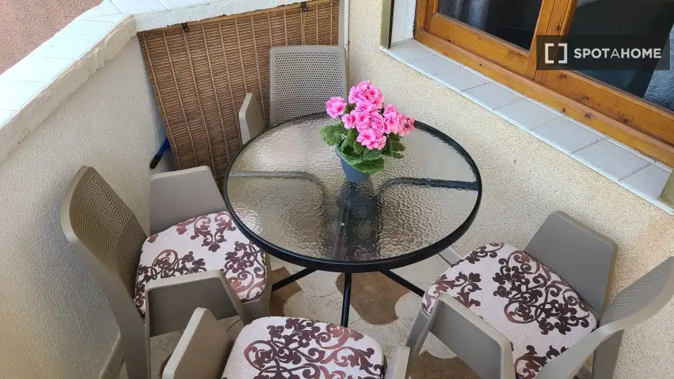 Habitación 61 m², Orihuela
