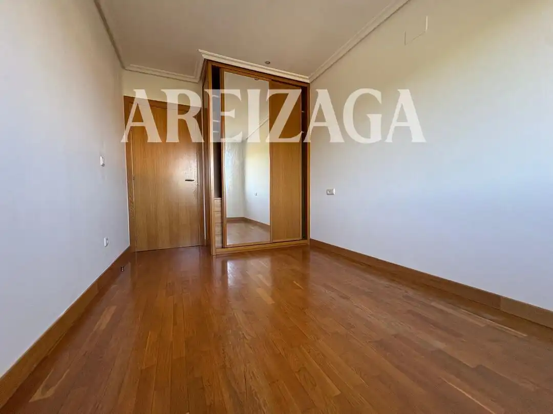 Pis de 104 m² a Sant Sebastià